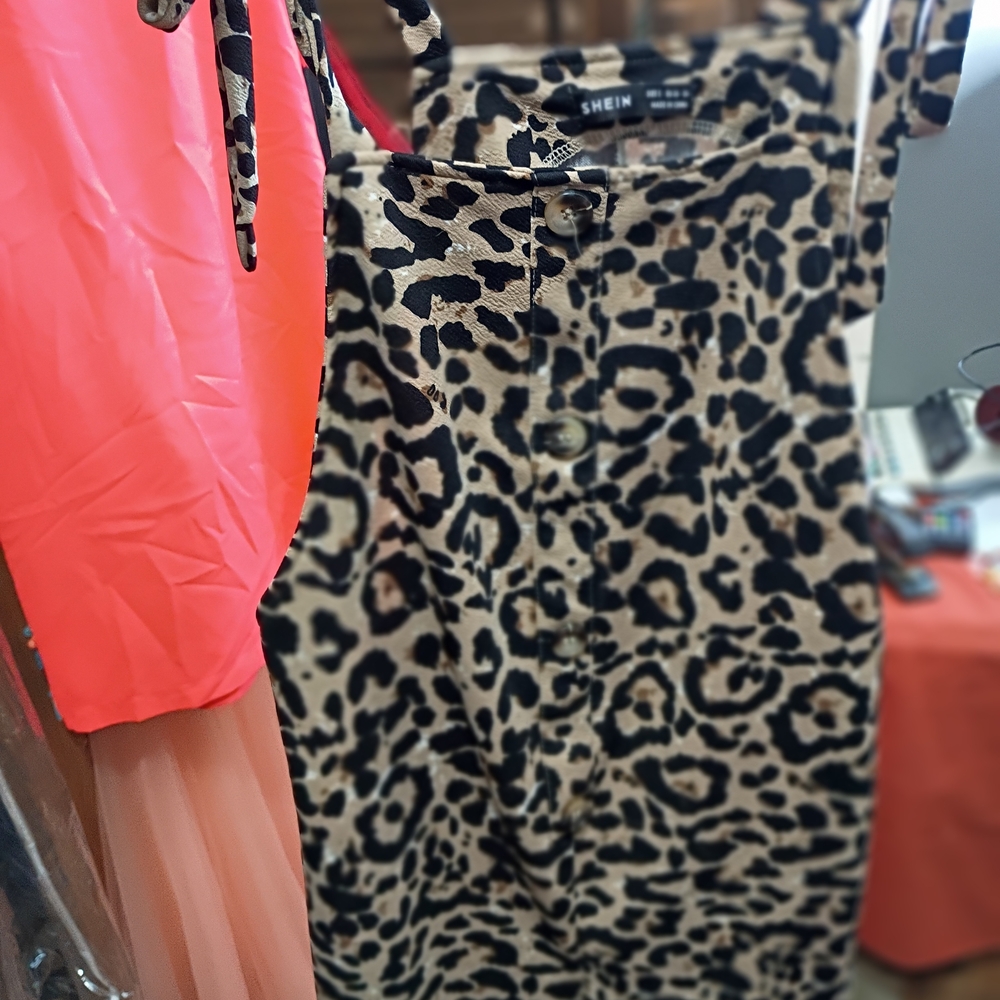 SHEIN Animal Print Skirt Set with Black Details